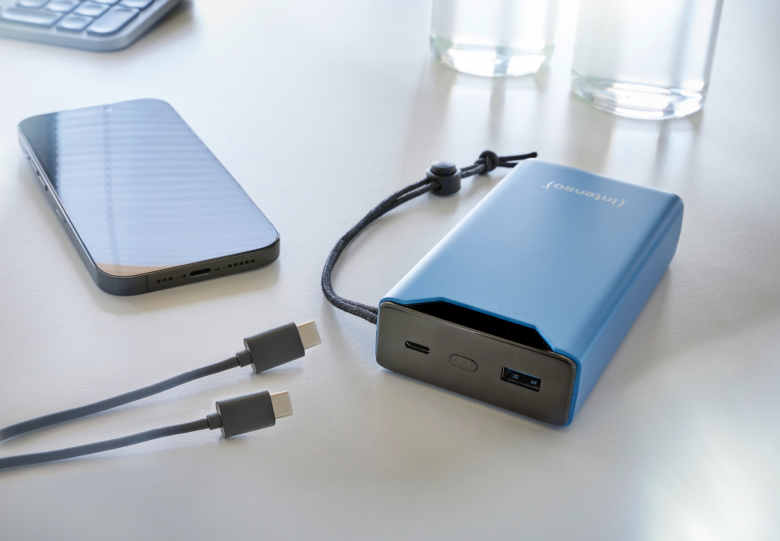 INTENSO USB Powerbank 7332055, F20000, 20.000mAh, 20 W, blau