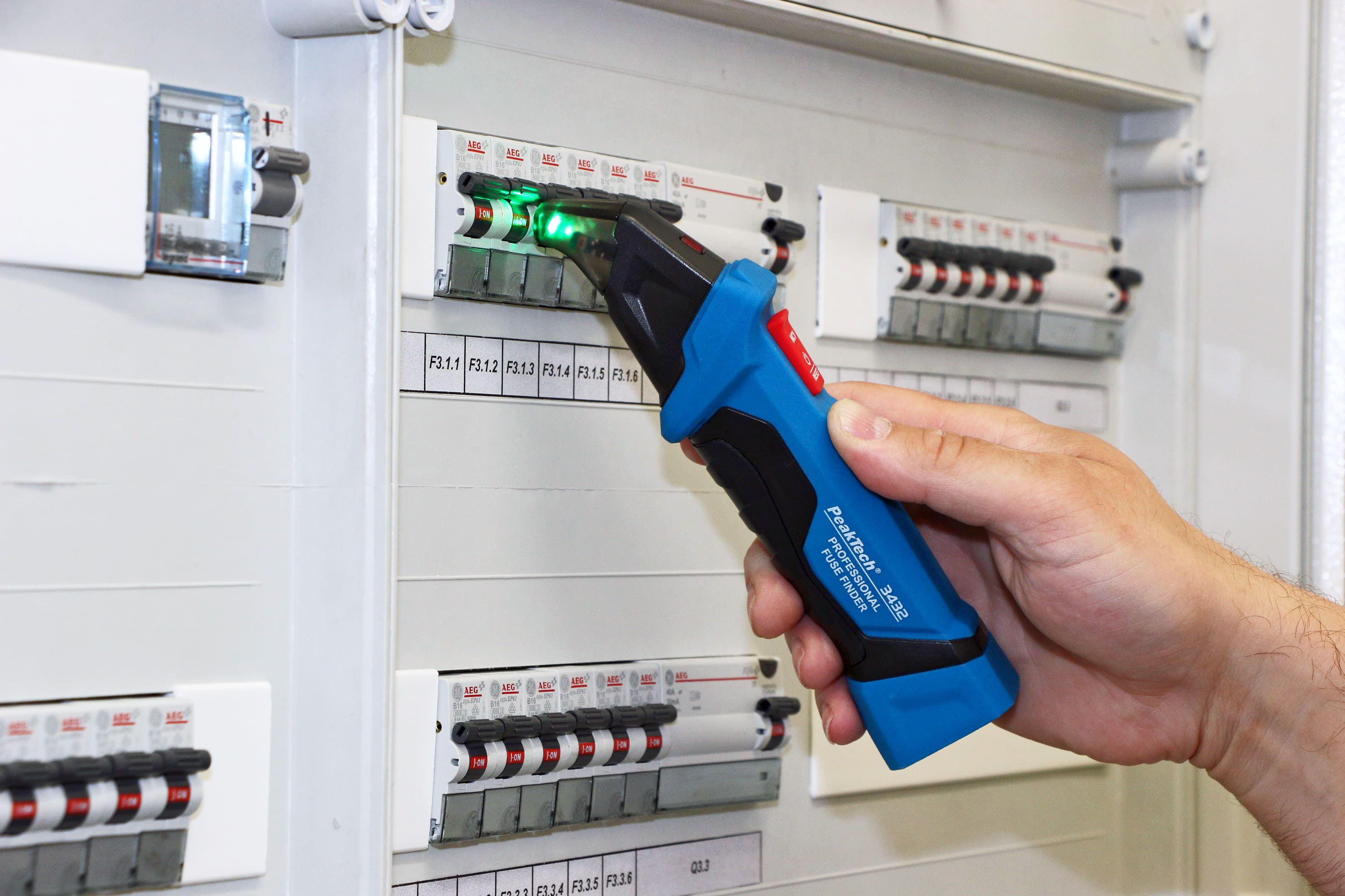 PEAKTECH Sicherungsfinder, P 3432, mit RCD-Tester