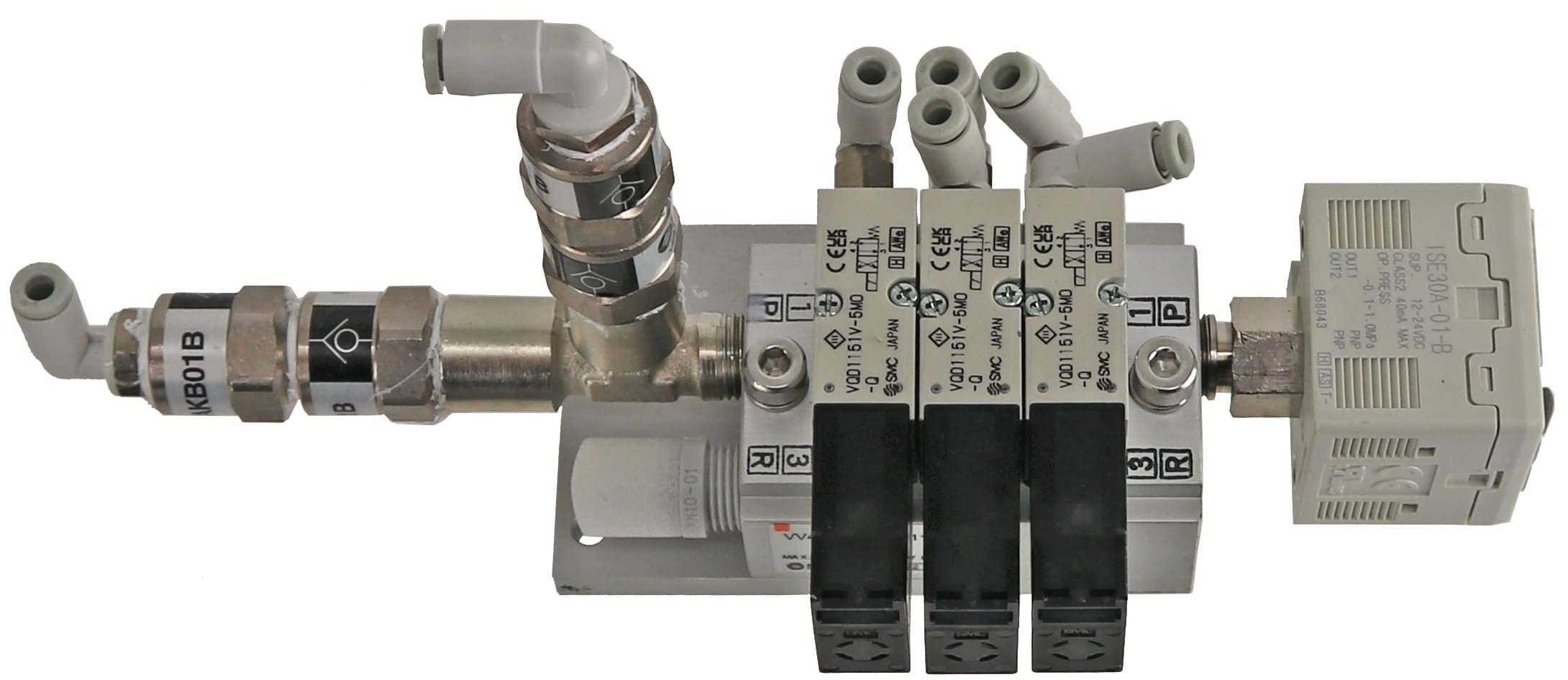 Drucksensor ISE30A-01-B mit Ventilträger-Baugruppe und 3 Ventilen